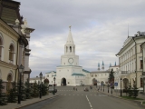 russland-kazan-kreml-spasski-turm